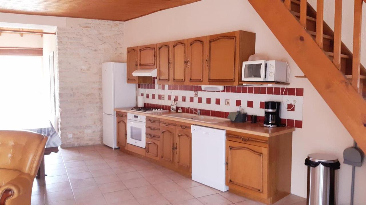 Gites Le Clos De Lamie Avec 2 Piscines Privees Fossemagne Exterior foto