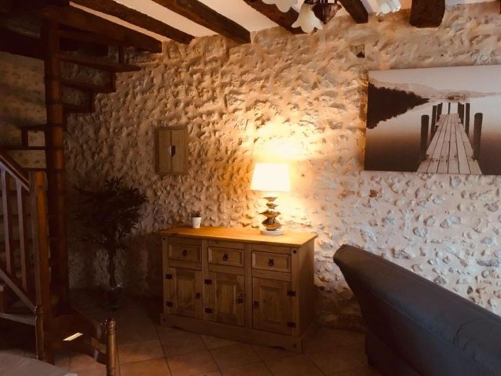 Gites Le Clos De Lamie Avec 2 Piscines Privees Fossemagne Exterior foto